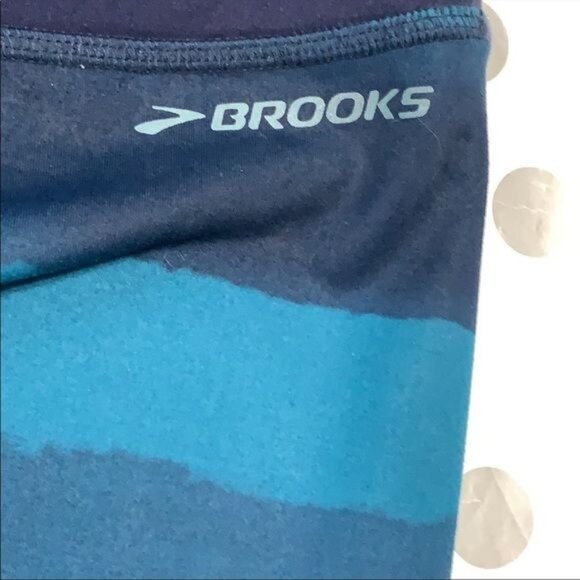 Brooks Womens Capri Leggings Size S Blue Striped Pattern Stretch Activewear - Picture 2 of 8